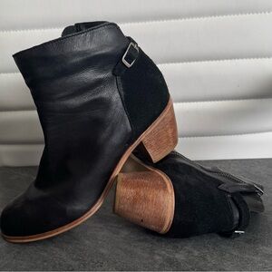 Matisse Women's Lora Boot Size 6.5 Block Heel Black Leather Suede Bootie Boho